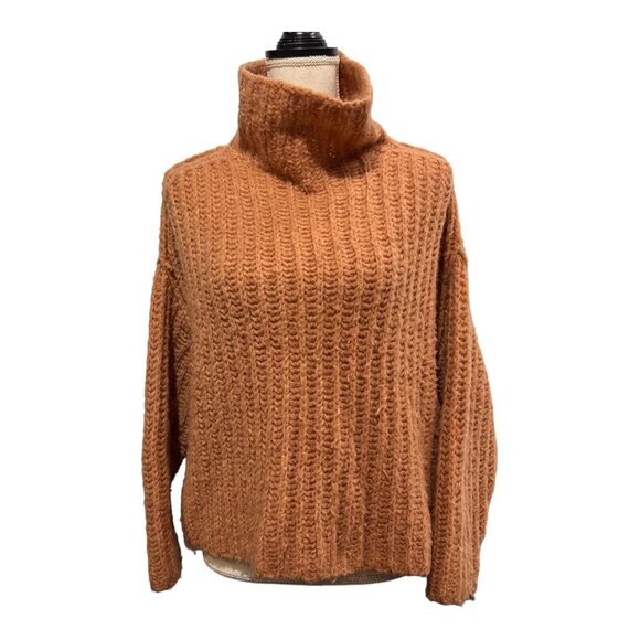 Free‎ People Sweater XS Wool Alpaca Blend Oversized Cropped Turtleneck Boho - Picture 1 of 9